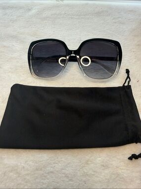 Oversized Guess Black Twisted Silver Designer Sunglasses with Soft Pouch